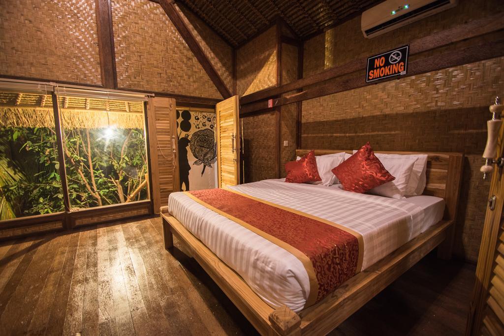 Hobbit'S House Homestay Banyuwedang Εξωτερικό φωτογραφία