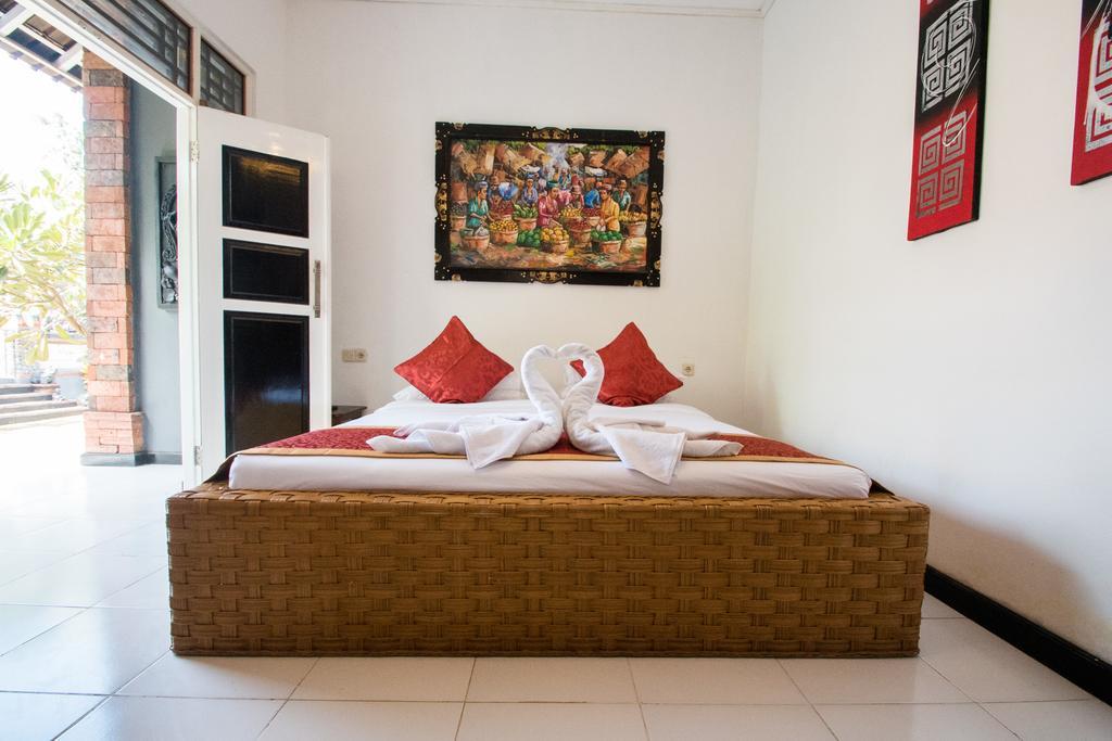 Hobbit'S House Homestay Banyuwedang Εξωτερικό φωτογραφία