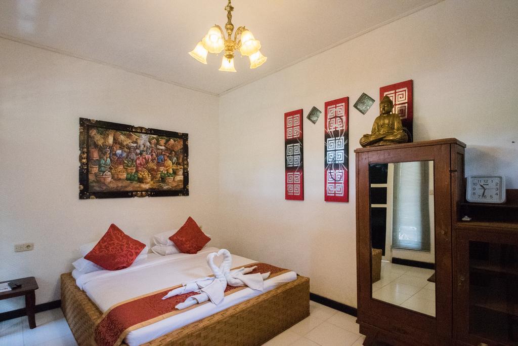 Hobbit'S House Homestay Banyuwedang Εξωτερικό φωτογραφία