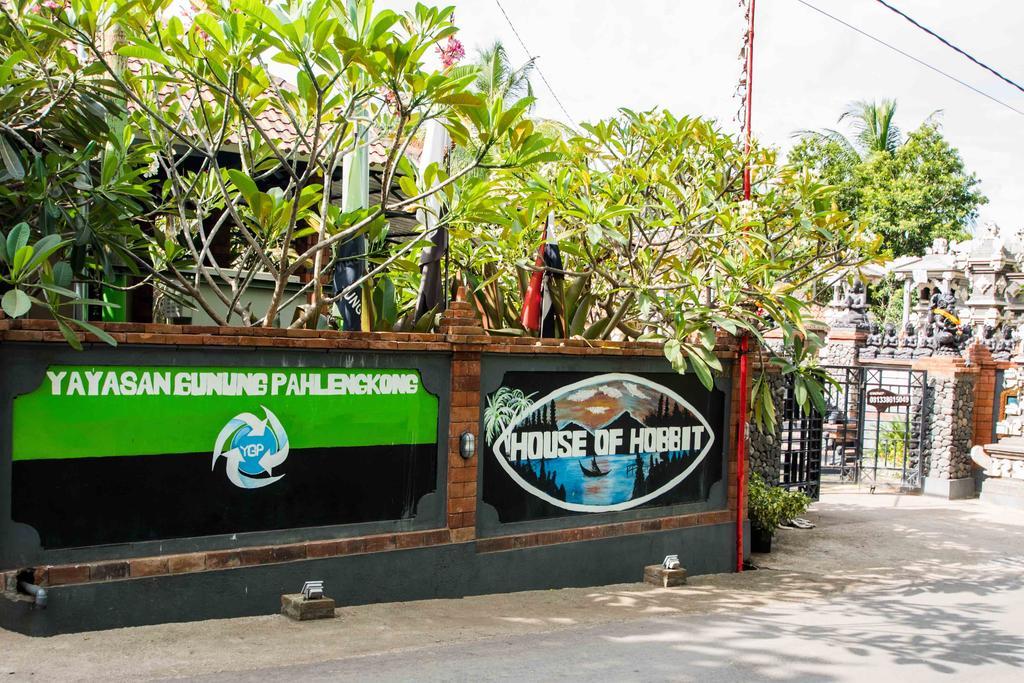 Hobbit'S House Homestay Banyuwedang Εξωτερικό φωτογραφία