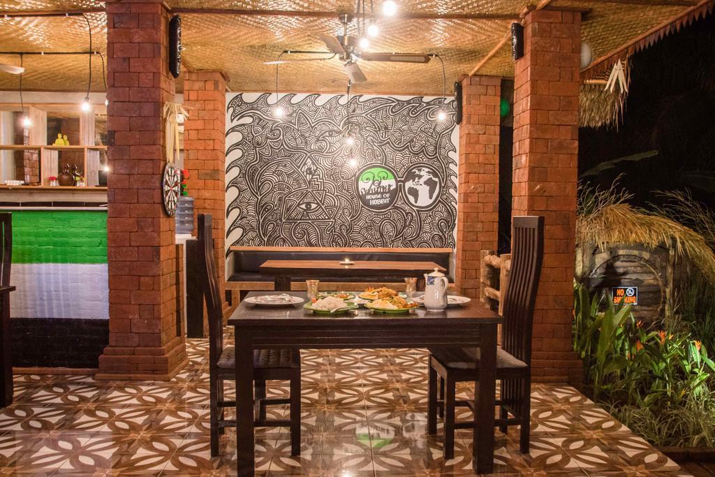 Hobbit'S House Homestay Banyuwedang Εξωτερικό φωτογραφία