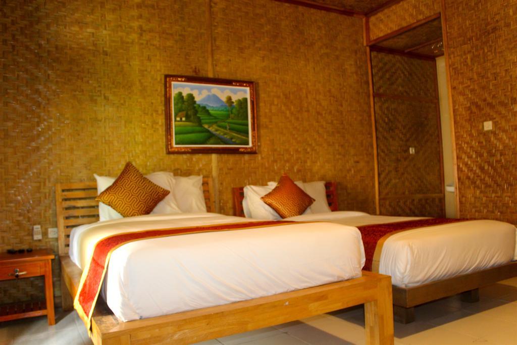 Hobbit'S House Homestay Banyuwedang Εξωτερικό φωτογραφία
